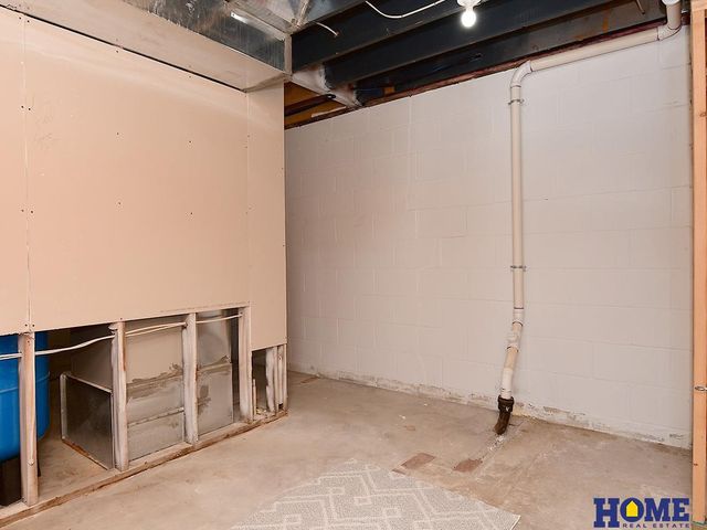 11601 S 5th Street, Roca, NE 68430