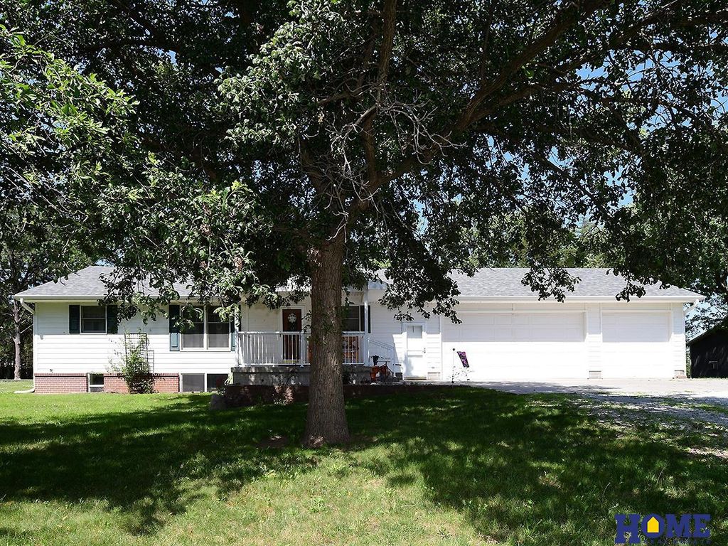 11601 S 5th Street, Roca, NE 68430