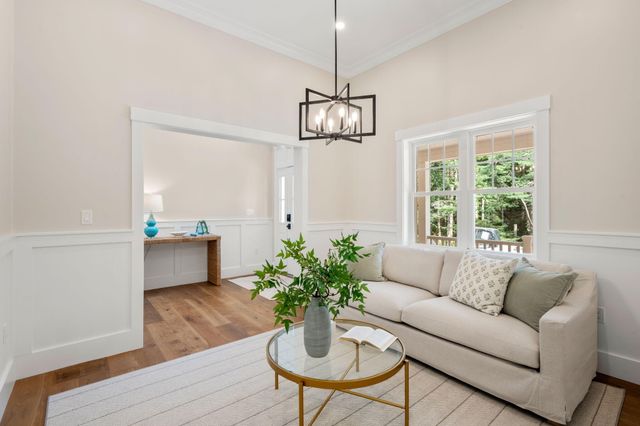24 Country Farm Road, Forestdale, MA 02644