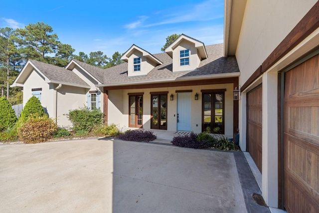 210 Mission Hills Drive, Lufkin, TX 75901