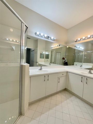 2008 NE 38th Road 2008, Homestead, FL 33033