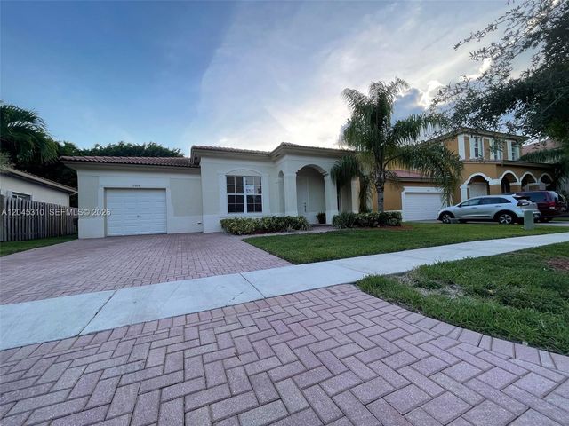 2008 NE 38th Road 2008, Homestead, FL 33033