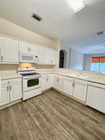 2008 NE 38th Road 2008, Homestead, FL 33033