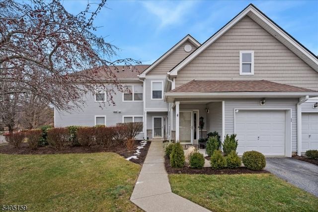 33 Eagles Nest Ln, Hardyston Twp., NJ 07419