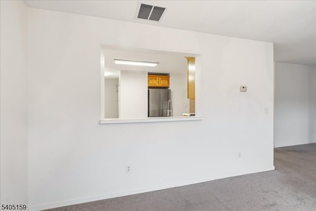 33 Eagles Nest Ln, Hardyston Twp., NJ 07419