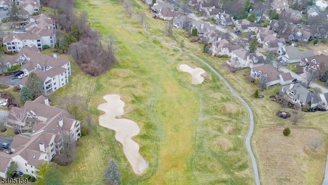 33 Eagles Nest Ln, Hardyston Twp., NJ 07419