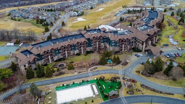 33 Eagles Nest Ln, Hardyston Twp., NJ 07419