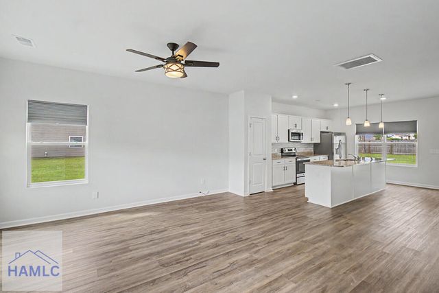 137 Castaway Ct. NE, Ludowici, GA 31316