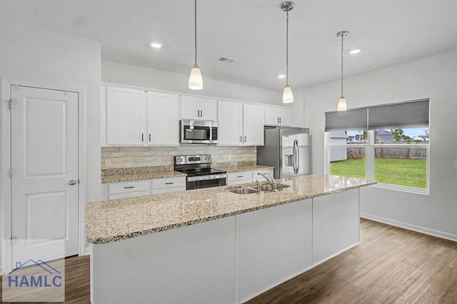 137 Castaway Ct. NE, Ludowici, GA 31316