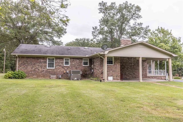 239 OLD NO 5 RD, Selmer, TN 38375