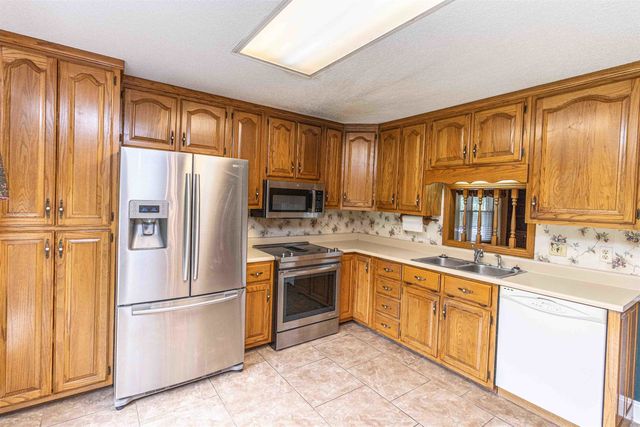 239 OLD NO 5 RD, Selmer, TN 38375