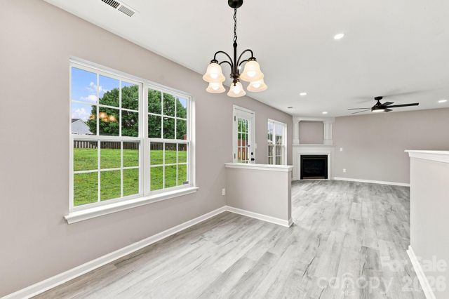 8207 Belmont Stables Drive, Charlotte, NC 28216