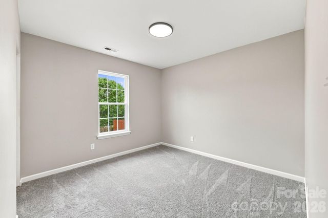 8207 Belmont Stables Drive, Charlotte, NC 28216