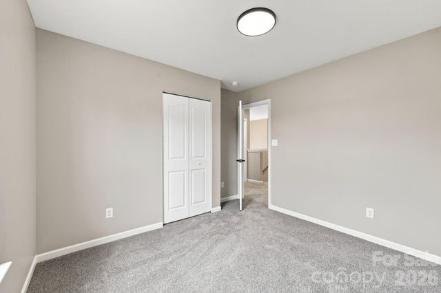 8207 Belmont Stables Drive, Charlotte, NC 28216