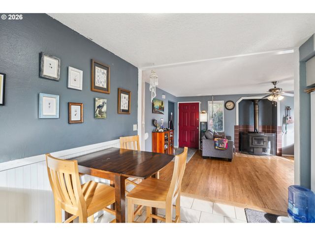 17511 Se SCRUTTON Ln, Milwaukie, OR 97267