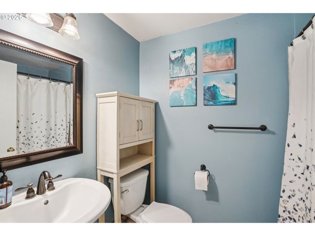 17511 Se SCRUTTON Ln, Milwaukie, OR 97267