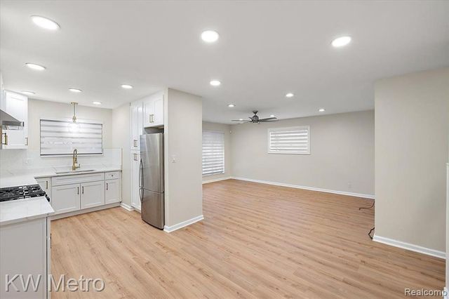 4115 Edgeland Avenue, Royal Oak, MI 48073