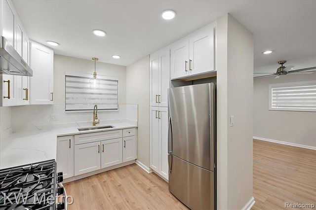 4115 Edgeland Avenue, Royal Oak, MI 48073
