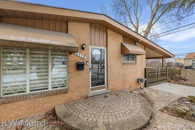 4115 Edgeland Avenue, Royal Oak, MI 48073