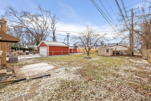 4115 Edgeland Avenue, Royal Oak, MI 48073