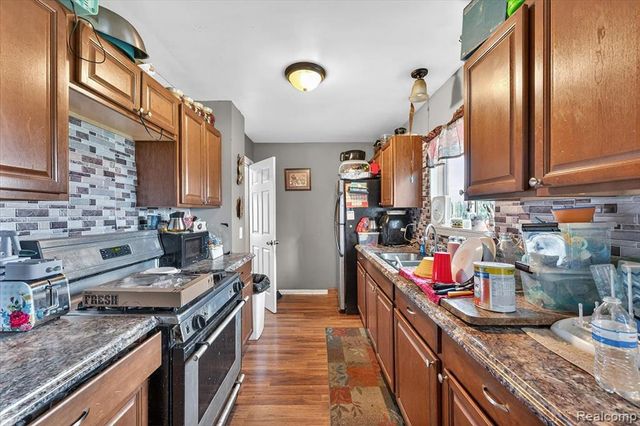 5772 Lawndale Street, North Branch, MI 48461