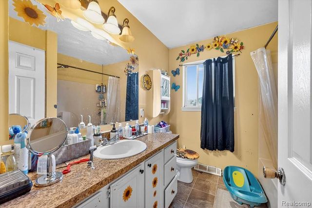 5772 Lawndale Street, North Branch, MI 48461