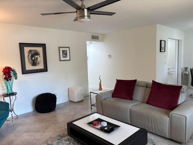 7233 Ashmont Circle 107, Tamarac, FL 33321