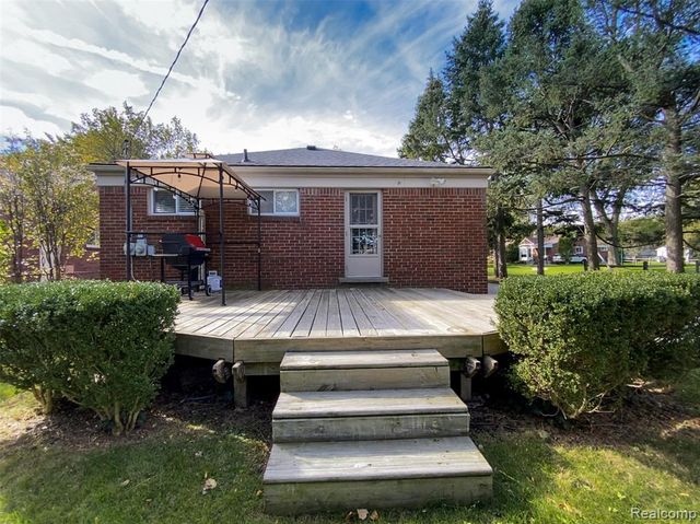 1503 Cheltenham Road, Birmingham, MI 48009