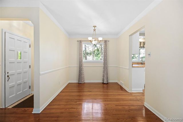 1503 Cheltenham Road, Birmingham, MI 48009