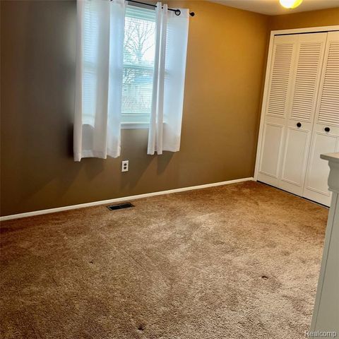 19020 Fairway Street, Livonia, MI 48152