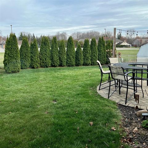 19020 Fairway Street, Livonia, MI 48152