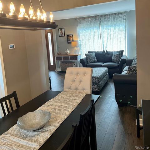 19020 Fairway Street, Livonia, MI 48152