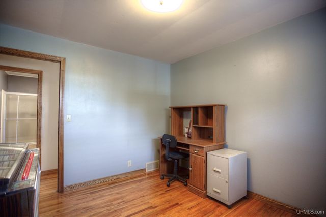 817 Margaret Street, Ironwood, MI 49938