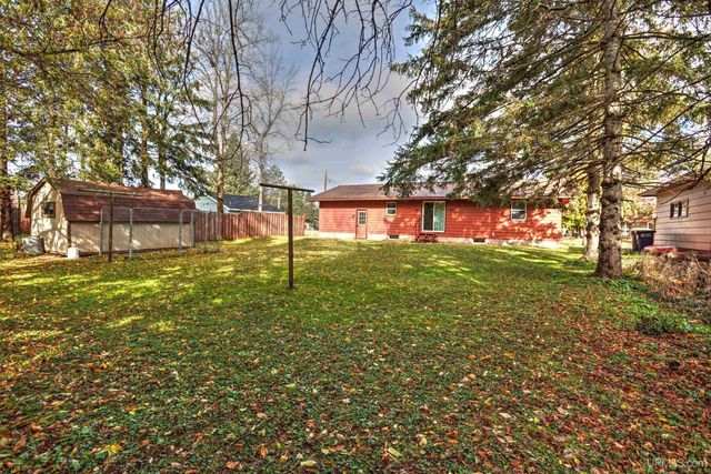 817 Margaret Street, Ironwood, MI 49938