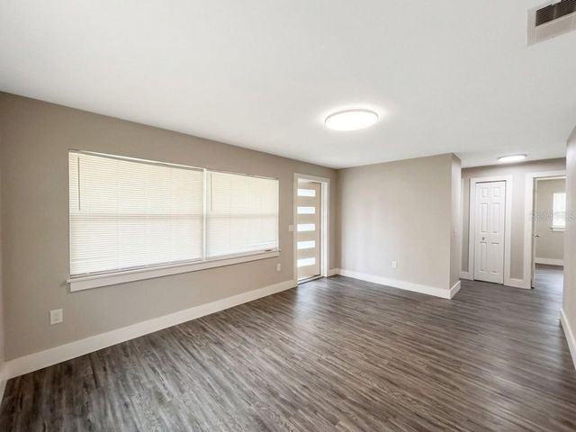 139 AVENUE D SW, Winter Haven, FL 33880