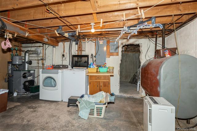 31 Cedar Branch Street, Middle Island, NY 11953
