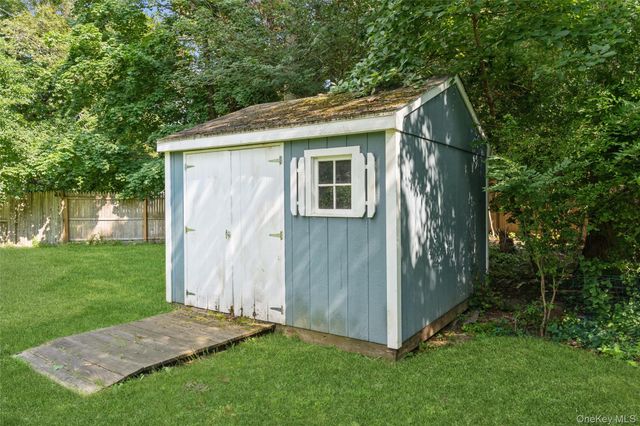 31 Cedar Branch Street, Middle Island, NY 11953