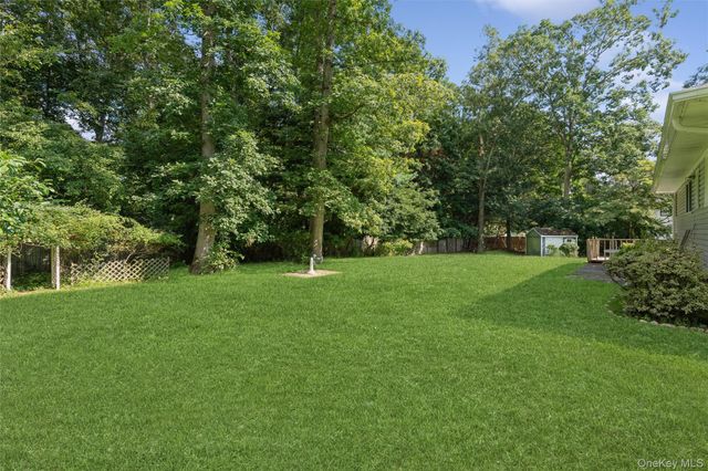 31 Cedar Branch Street, Middle Island, NY 11953
