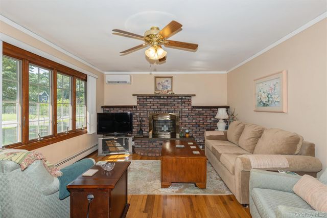 31 Cedar Branch Street, Middle Island, NY 11953