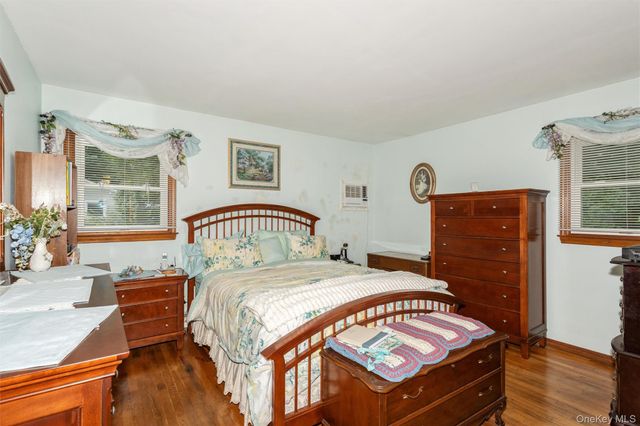 31 Cedar Branch Street, Middle Island, NY 11953