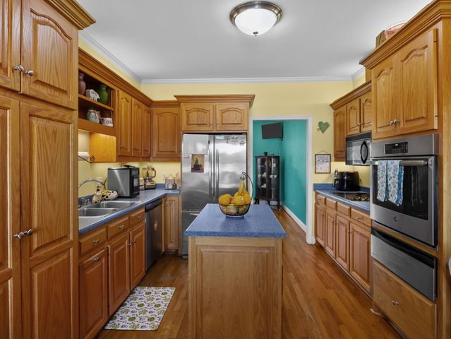 820 Old Island Ford Rd, Chesnee, SC 29323