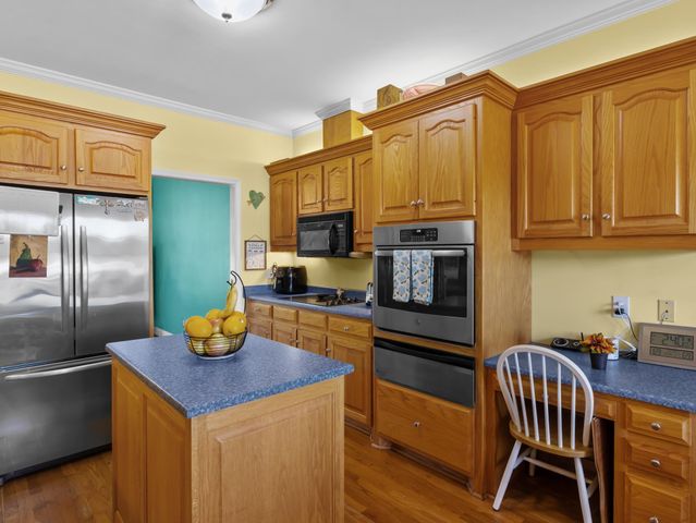 820 Old Island Ford Rd, Chesnee, SC 29323