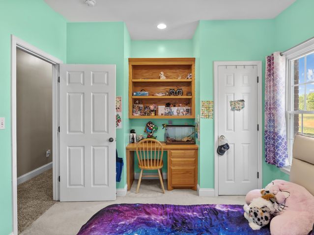 820 Old Island Ford Rd, Chesnee, SC 29323