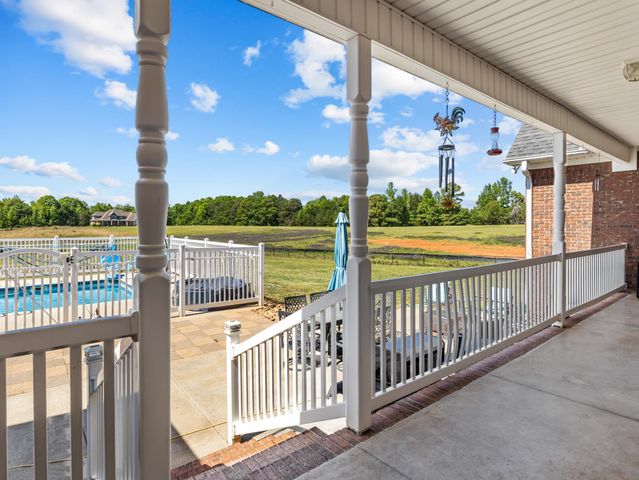 820 Old Island Ford Rd, Chesnee, SC 29323