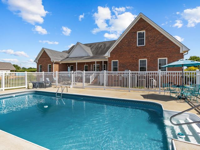 820 Old Island Ford Rd, Chesnee, SC 29323