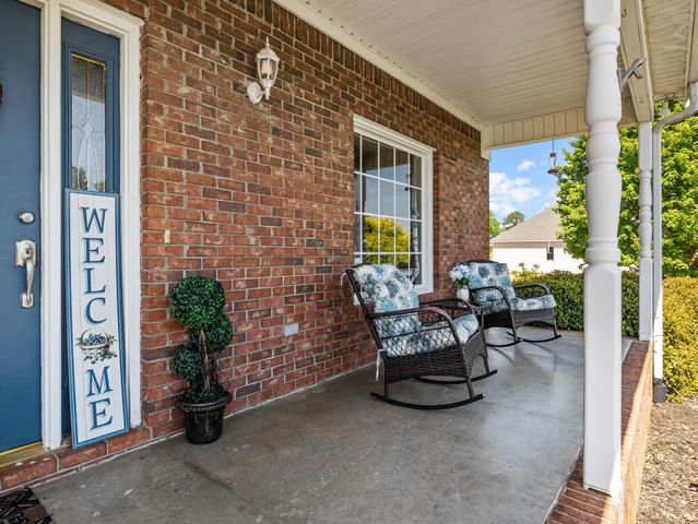 820 Old Island Ford Rd, Chesnee, SC 29323
