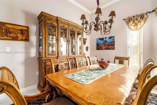 838 NW 123rd Dr, Coral Springs, FL 33071