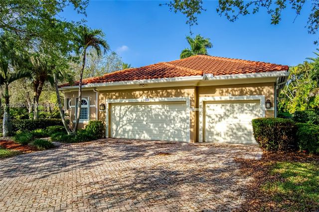 838 NW 123rd Dr, Coral Springs, FL 33071