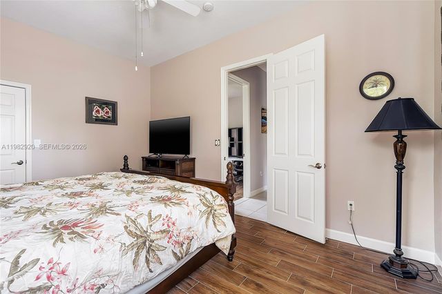 838 NW 123rd Dr, Coral Springs, FL 33071