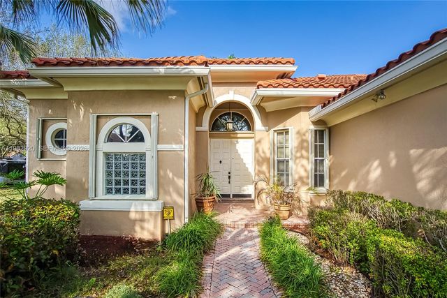 838 NW 123rd Dr, Coral Springs, FL 33071